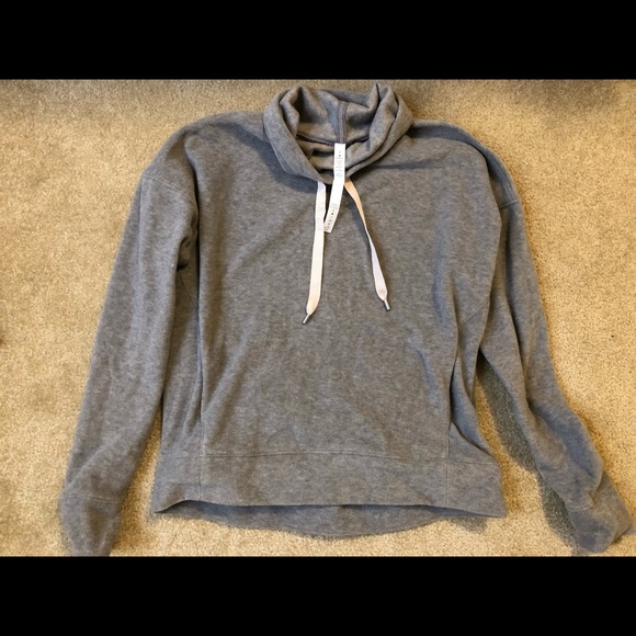 EUC lululemon Go Forward Pullover - Picture 1 of 2